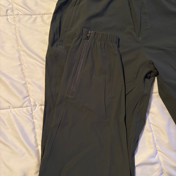 Lululemon Surge Jogger - Picture 3 of 4